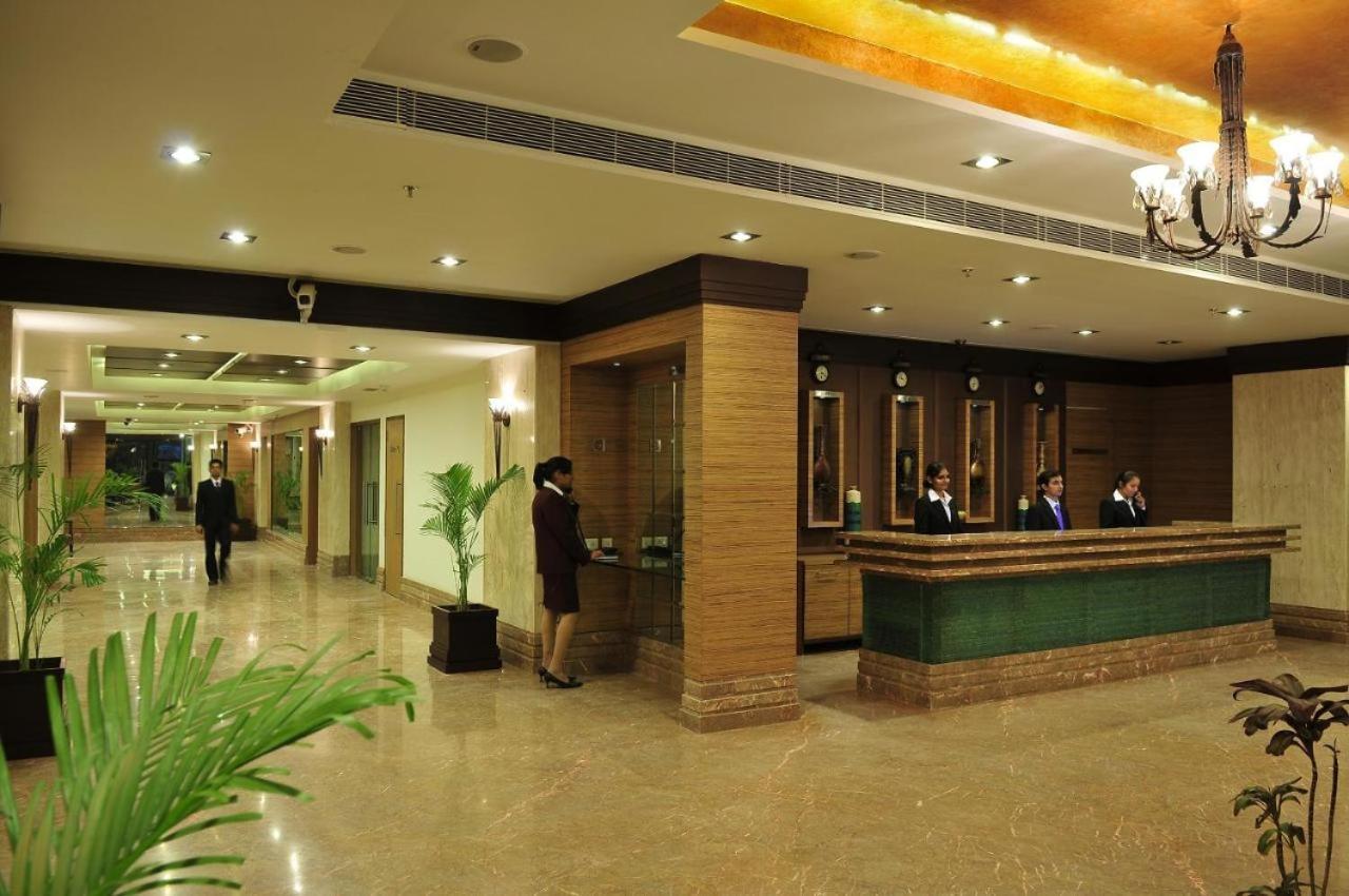 The Sky Imperial, Thaltej Hotel Ahmedabad Luaran gambar