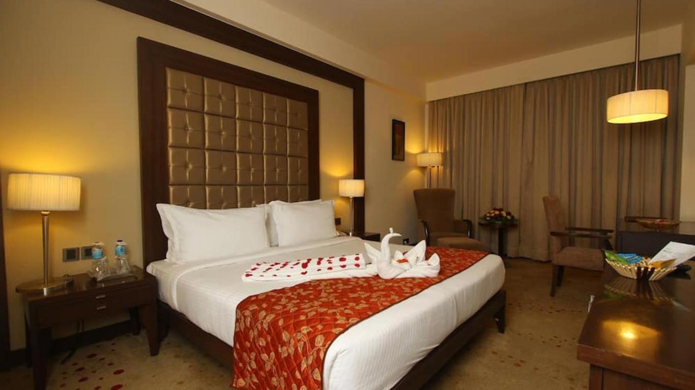 The Sky Imperial, Thaltej Hotel Ahmedabad Luaran gambar